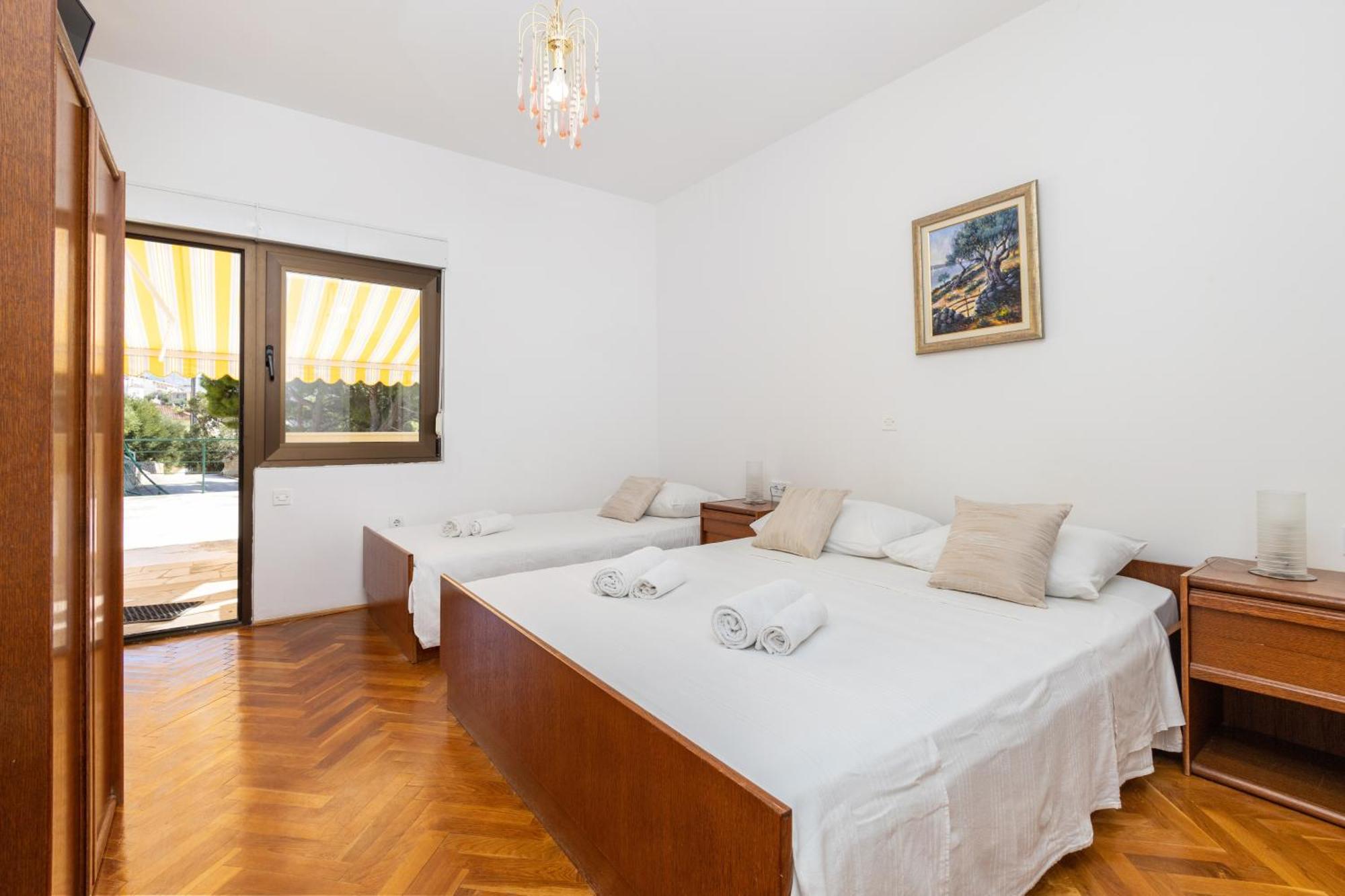 Apartments By The Sea Duce, Omis - 946 외부 사진